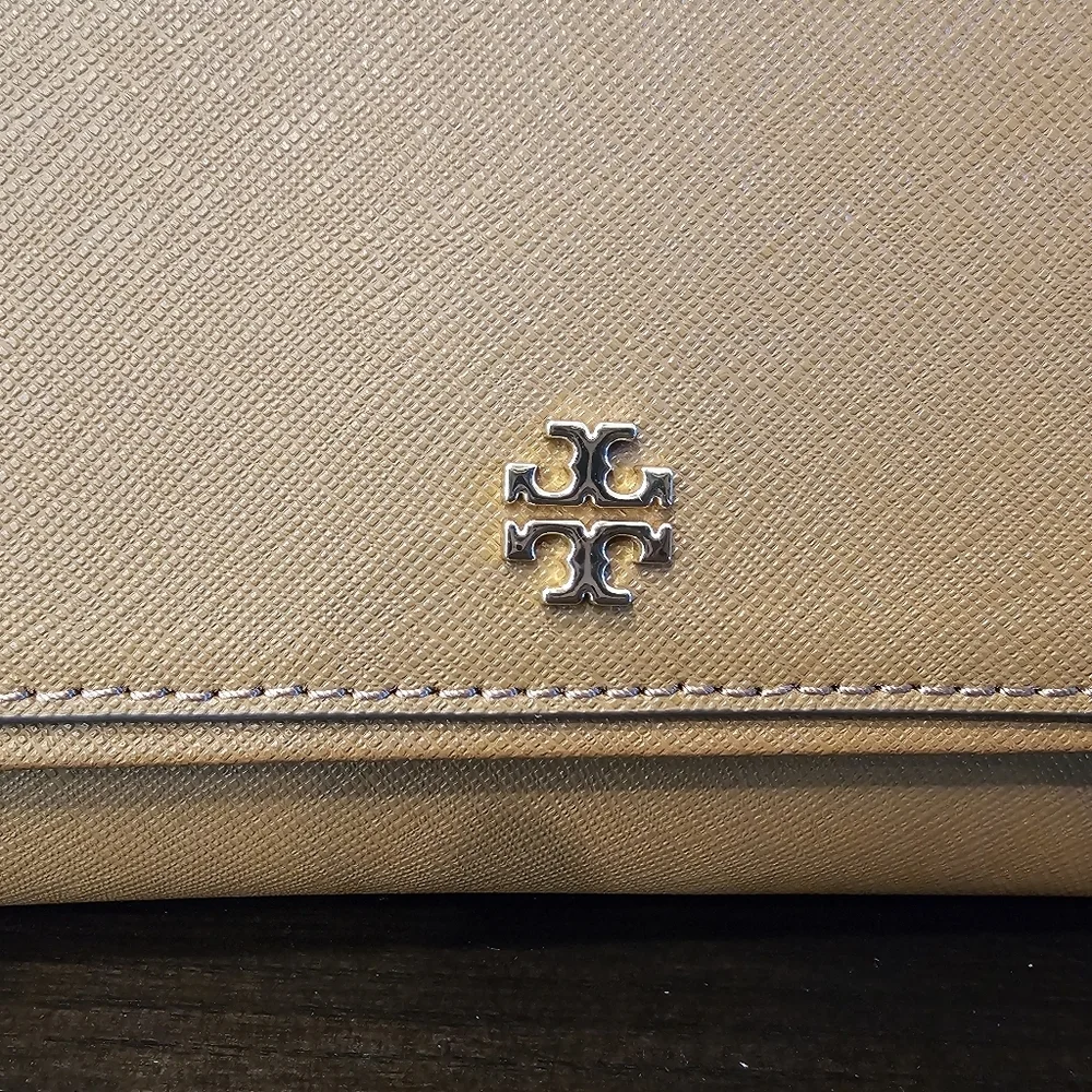 Tory Burch Emerson Wallet Crossbody Bag with Gold Chain